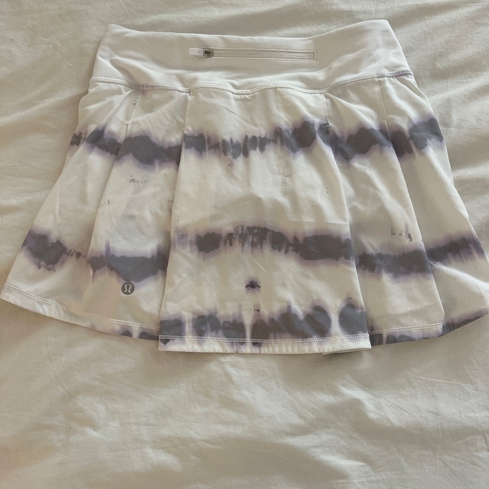 Lululemon Pace Setter Skirt NWOT size 4